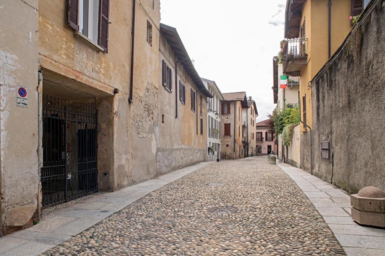 Apartamento Cortile Del Forno Nel Centro Storico Arona Exterior foto