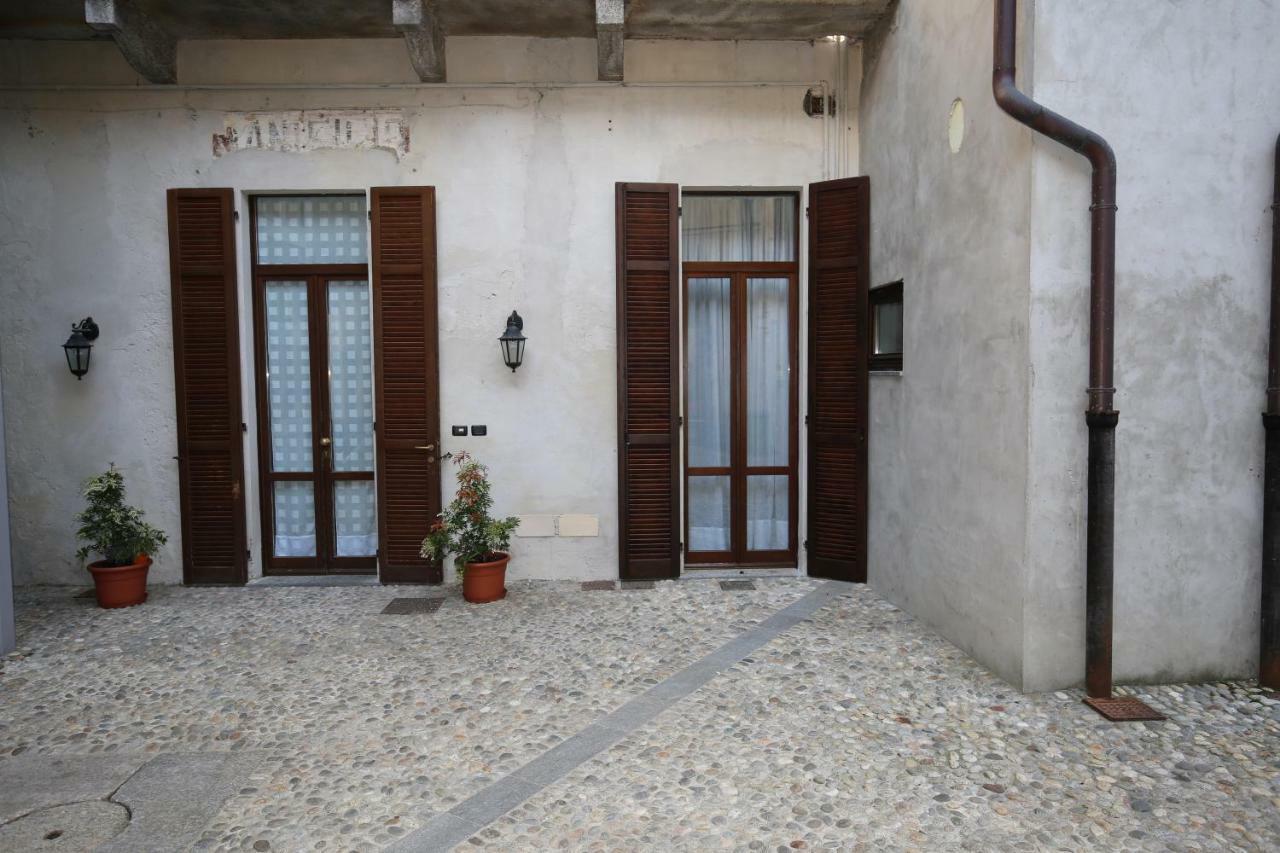Apartamento Cortile Del Forno Nel Centro Storico Arona Exterior foto